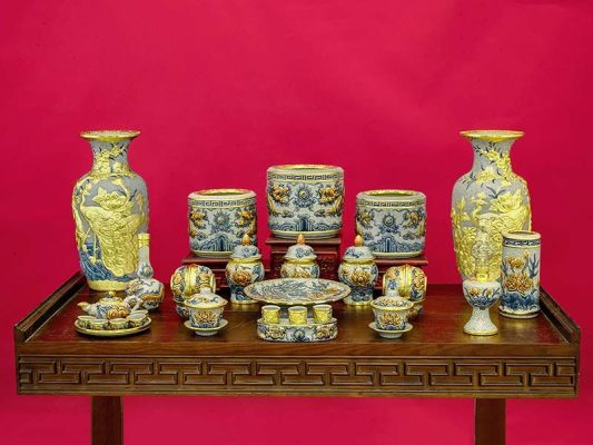 [Giải Đáp] Bộ đồ thờ cúng gia tiên gồm những gì?