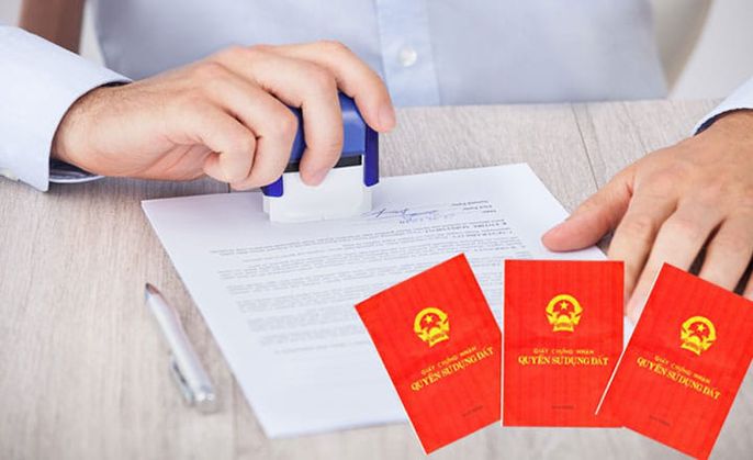 Sang tên sổ đỏ cần giấy tờ gì? Thủ tục sang tên sổ đỏ mất bao lâu?