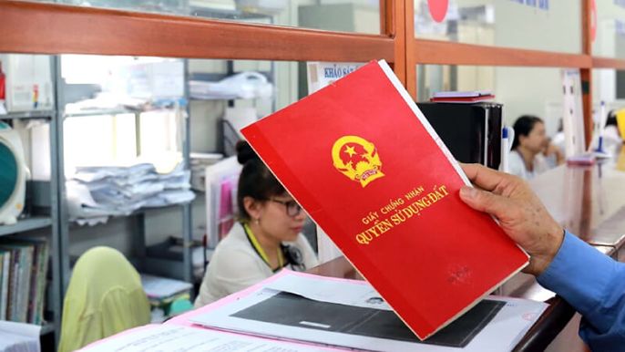 Giải đáp: Trường hợp mua đất có cần 2 vợ chồng ký không?