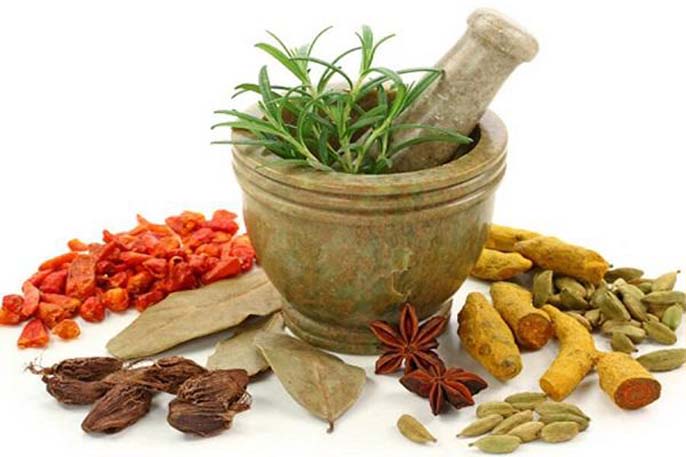 Cùng tìm hiểu xem lau bàn thờ bằng nước gì?