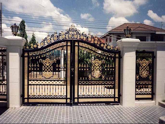 Những lưu ý khi mở cổng nhà nhất định phải biết để tránh gặp hạn